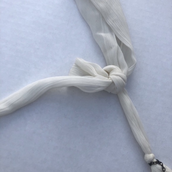 Nordstrom White Fabric and Rhinestone Necklace - Picture 2 of 7